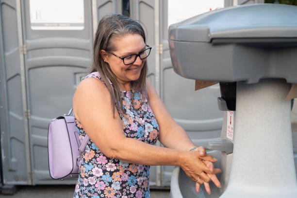 Best Portable restroom trailer rental  in North Plainfield, NJ
